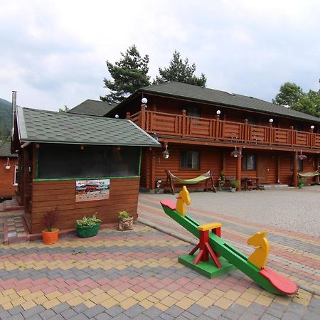 мини отель Колибри Татарів Екстер'єр фото